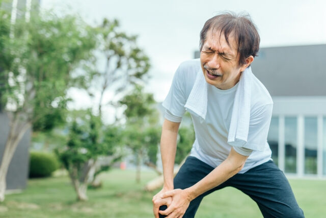 膝に違和感を感じることはありませんか？🏃‍♂️急な階段の上り