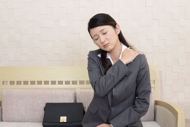 肩や首の不快感で困っていませんか？