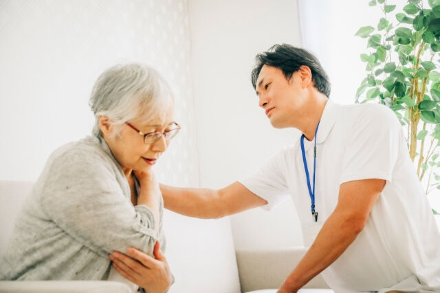 膝の痛みでお困りではありませんか？
