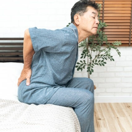 こんにちは👋体の痛みを抱えていませんか？特に、腰や膝の痛みは