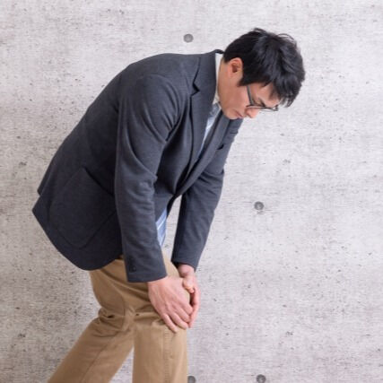 こんにちは👋体の痛みを抱えていませんか？特に、腰や膝の痛みは