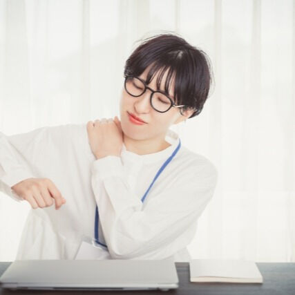 姿勢の美しさは、健康の基盤と言えるでしょう✨