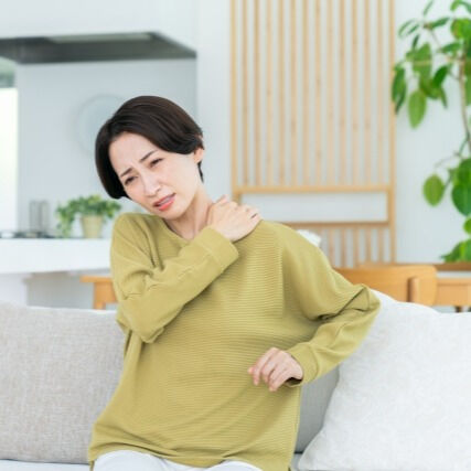 🌟 肩の違和感、感じていませんか？✨肩の問題はただの肩の問題