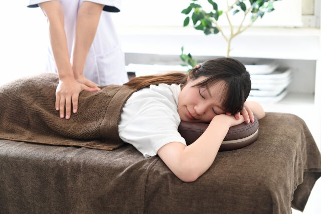 柔らかい腰部で心も体も快適に✨ 辛い腰痛にお困りの方へ朗報で