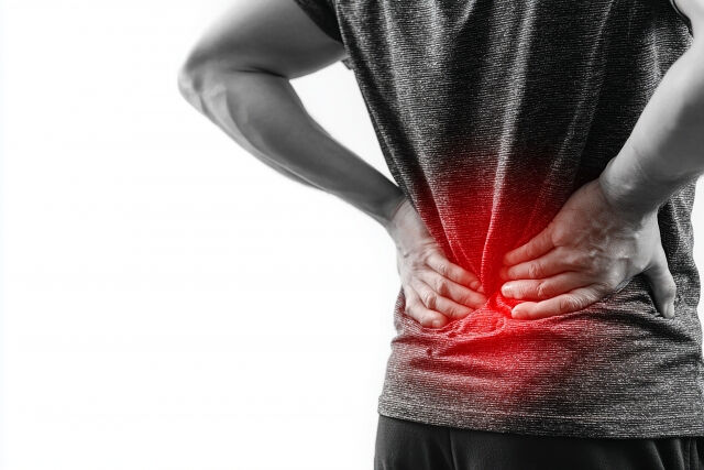 長時間の立ち仕事や座り仕事で腰に違和感を感じることはありませ