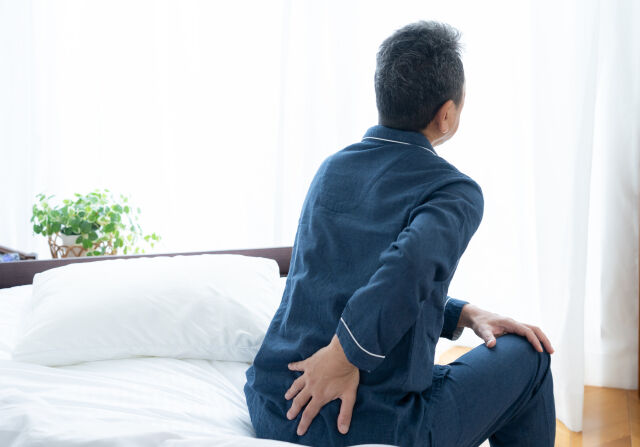 寒くなってくると、腰に違和感を感じがちになる方も多いのではな