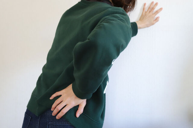 慢性的な反り腰による⁉️腰痛でお悩みの方へ✨そのままにしてお